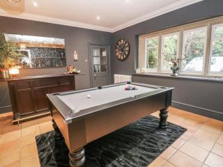 Hallfield Hall Cottage - 4
