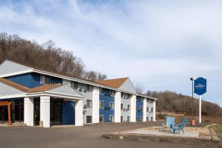 Baymont by Wyndham Mankato - 0