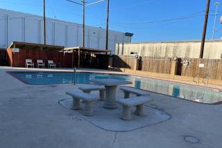 Days Inn & Suites by Wyndham Corpus Christi Central - 6
