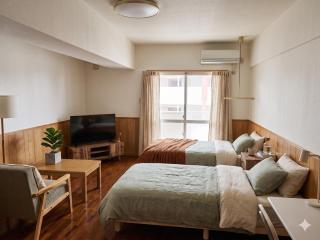 トーマス安里 - 7