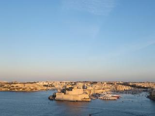 Portus Noir Valletta - 9