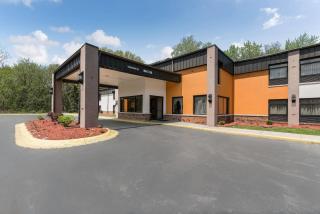 Quality Inn & Suites Portage Central - 9