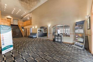 Quality Inn & Suites Portage Central - 1