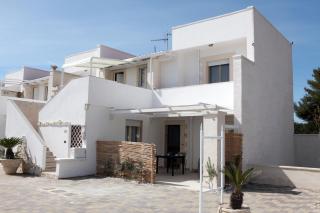 Pino Resort with shared pool - 9