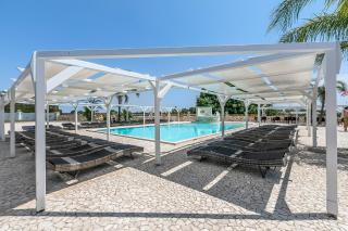 Pino Resort with shared pool - 1