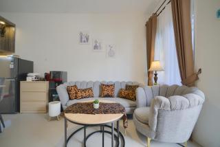 Khayana d'Maple - Modern Staycation Villa near Palagan Jogja - 4