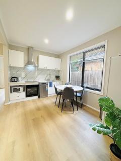 2 Bedroom Unit in Springvale - 6