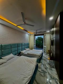 Hindustan royal inn - 7