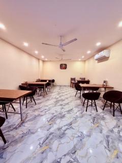 Hindustan royal inn - 4