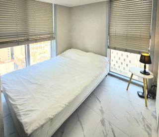 Apartment near City Hall Station, Myeongdong - 2