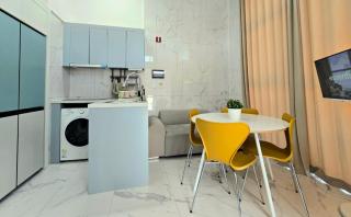 Apartment near City Hall Station, Myeongdong - 1