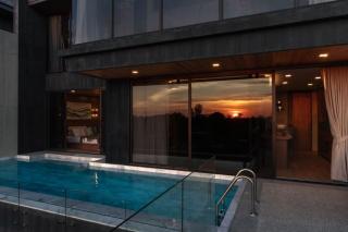 Gold Chariot by Sunlara-Escapes - 9