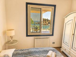 Taormina Isola Bella Apartment - Taormina Holidays - 8