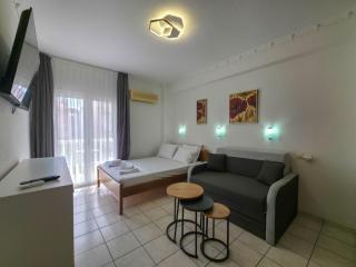 ZINON Suites by SDR - 0