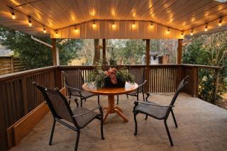 Toronto Luxury Suite with Near Airport and Free Parking - 8