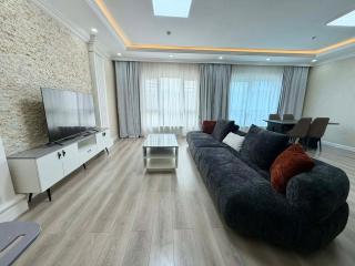 42 Bright & Modern Central 2BR - 0