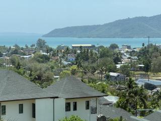 Luxury 4BR Pool Villa with Sea View - 3