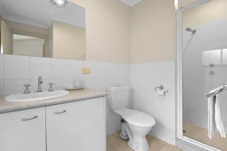 Archie's Townhouse 4BD 2BT - 3