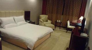 GreenTree Inn Hotel - Nantong Hongming Plaza - 8