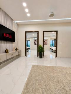 The Grand Winchester - Premium Two Bedroom Apartment - 2