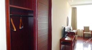 GreenTree Inn Tianjin Wuqing Distric Bohai Market - 6