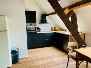 De Lotuspoort met Mihr's rustplek in de Abdij van Bornem - 5