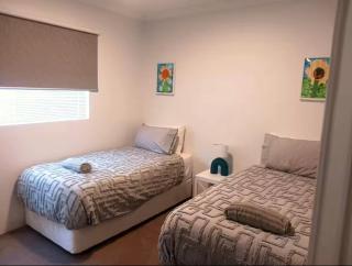 Sunset Stay Catalina Clarkson - 3