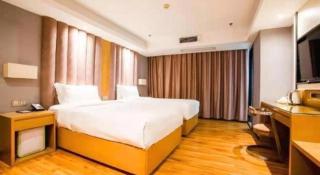 Lavande Hotel Guangzhou South High-speed Railway Station Luoxi Metro Station - 2