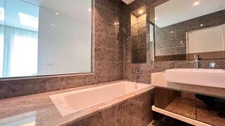 Elegant Studio in Sri Hartamass - 3