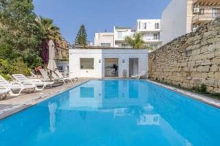 Palazzo Seraphim Boutique living in St Julians - 2