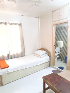 হোটেল আর ইসলাম আবাসিক শীতাতপ নিয়ন্ত্রিত - 1