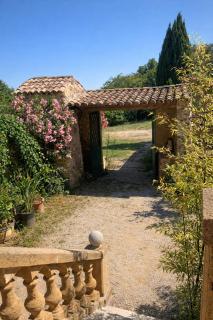 Côté Source - Parenthèse Ardéchoise-Charme et Vue en sud Ardèche - 1