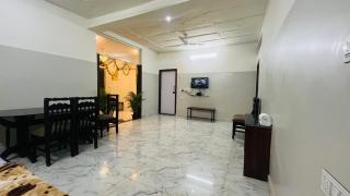 Twinkle Clouds Home Stay - 0