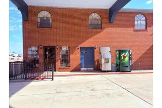 Express Inn & Suites Houston Katy - 1