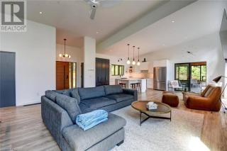 Serene 6-Bedroom Retreat in Tory Hill with Lake Views - 6