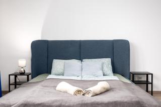 BrandNew Tranquil apartment with FREE PARKING - 9