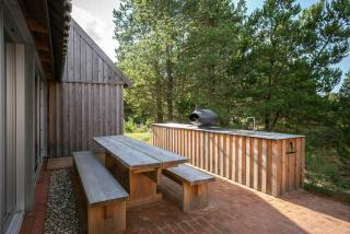Architect-Designed House Among Dunes And Trees - 9