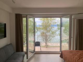 President Apartment Premium Lakeview - 9