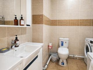 Assalom Apartment 4 - 6