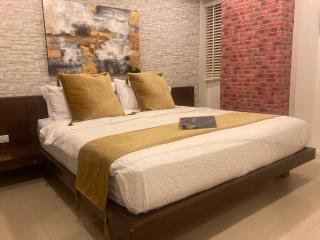 Eliza Garden Resort Apartment with Shared Pool - 8