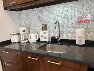 Eliza Garden Resort Apartment with Shared Pool - 4