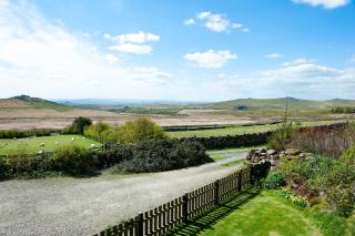 Dartmoor Barn on North Hessary Tor - 7