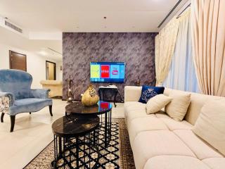 Luxury Two Bedroom Apartment on 14th floor At Penta Square DHA phase 5 Lahore Pakistan - 5