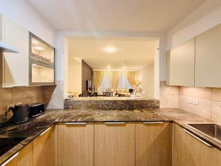 Luxury Two Bedroom Apartment on 14th floor At Penta Square DHA phase 5 Lahore Pakistan - 2