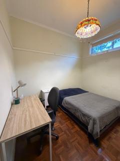 Private room near the airport - 4