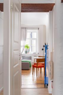 Designer Studios in Trendy Area - 4