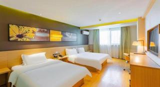 IU Hotel Tianjin Tianta Scenic Spot Wujiayao Metro Station - 5