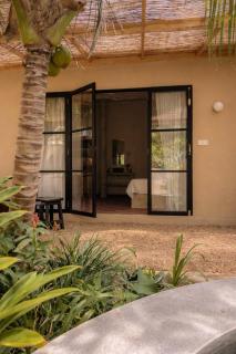 Design Cabin with Plunge Pool - 9