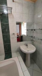 rossylyn lonetree two bed bedroom - 1