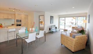 Crow's Nest Apartments - 2